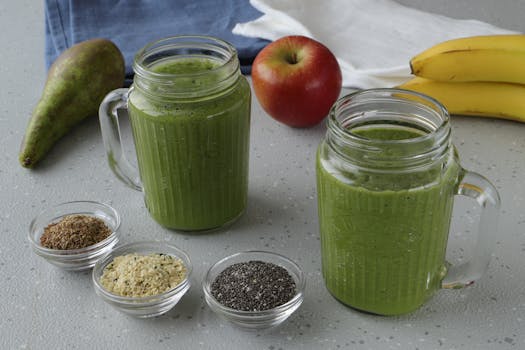 healthy smoothie with spinach and banana