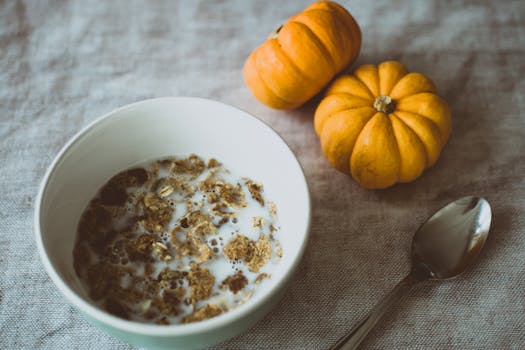 delicious overnight oats with pumpkin spice